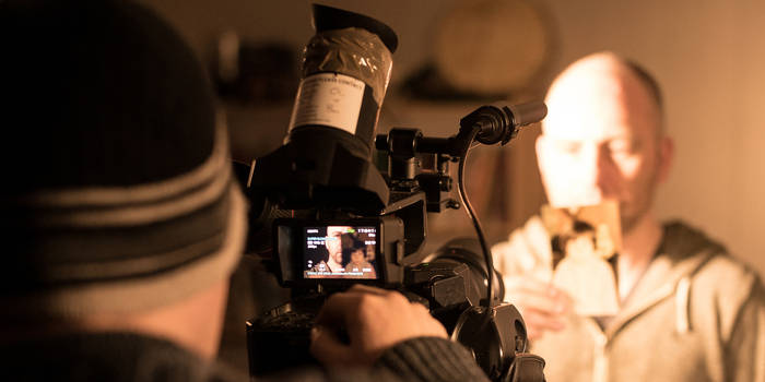 Want to make mini documentaries?